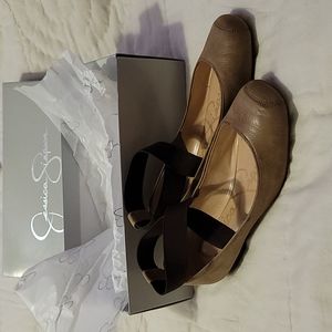 Womens Jessica Simpson Mandalaye shoes size 6